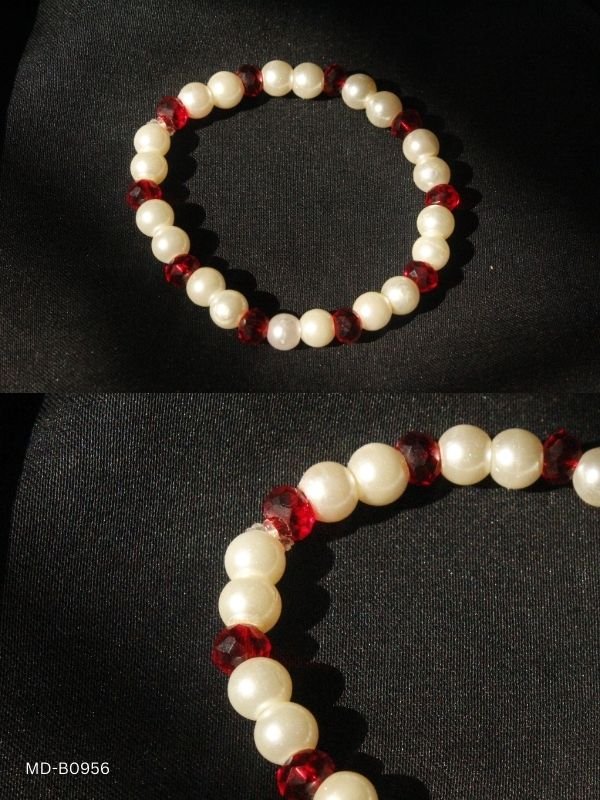 23 Red Pearl Bracelet MD-B0956